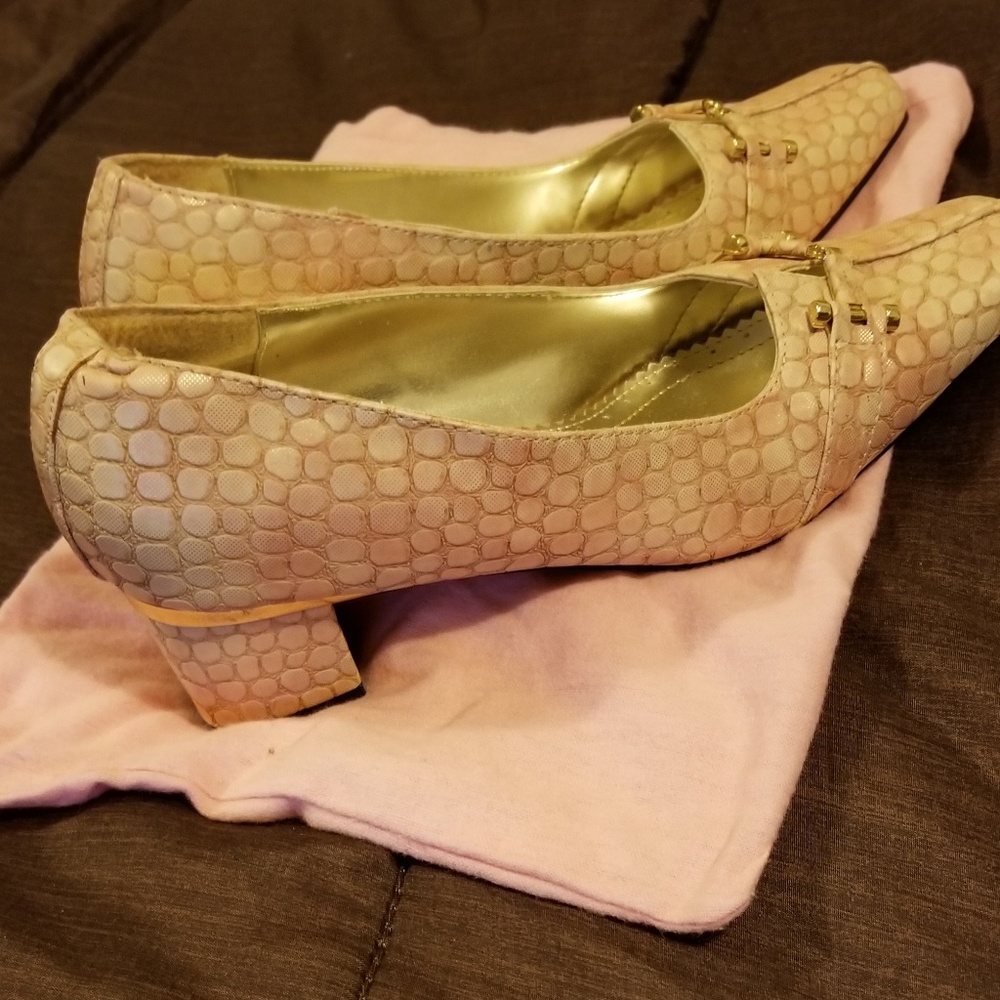 Rose Gold Pumps